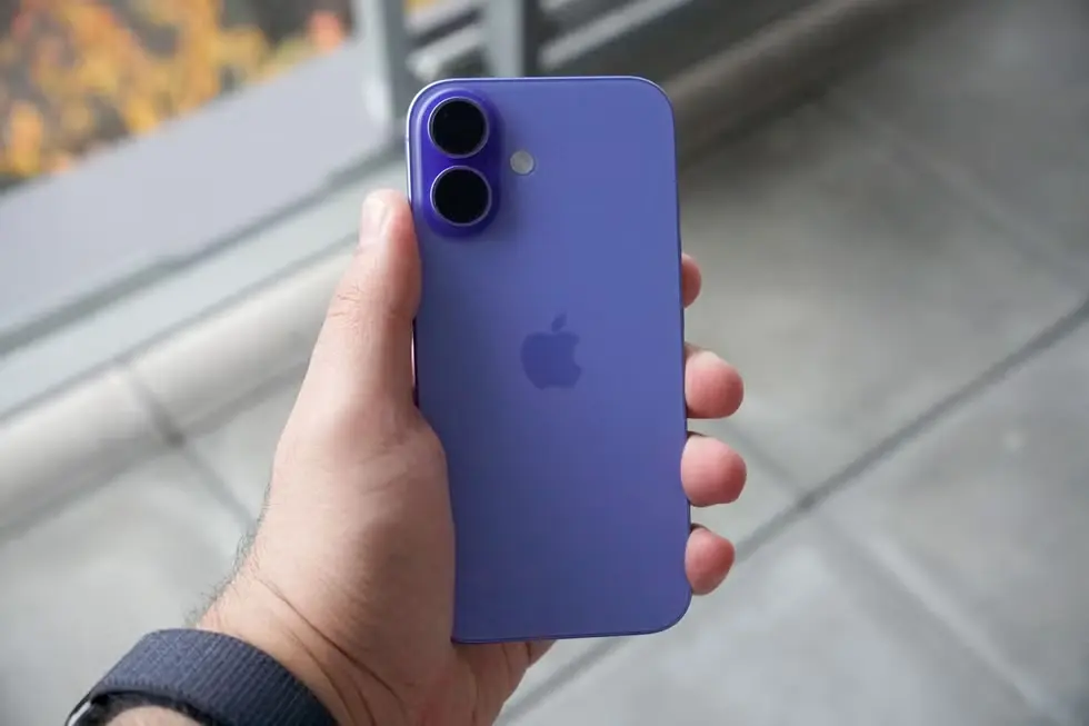 قاب آیفون 16